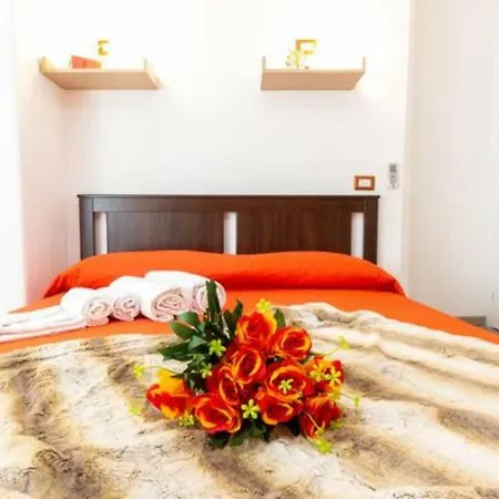 Homyhost I Orange Apt 4 Sleeps Great Connections! Lejlighed Rom